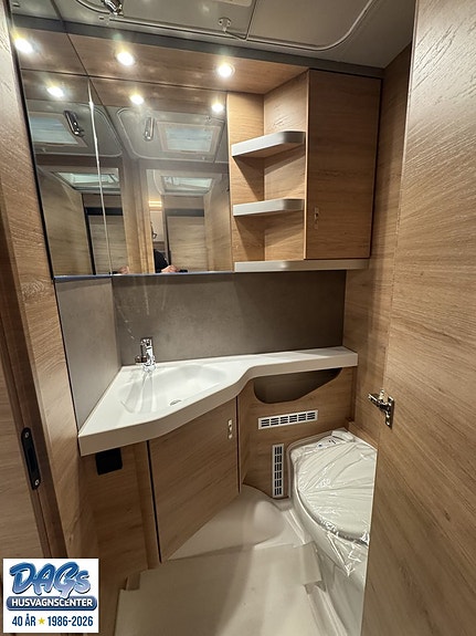 Knaus SÜDWIND 540 UE BLACK SELECTION 10 of 11