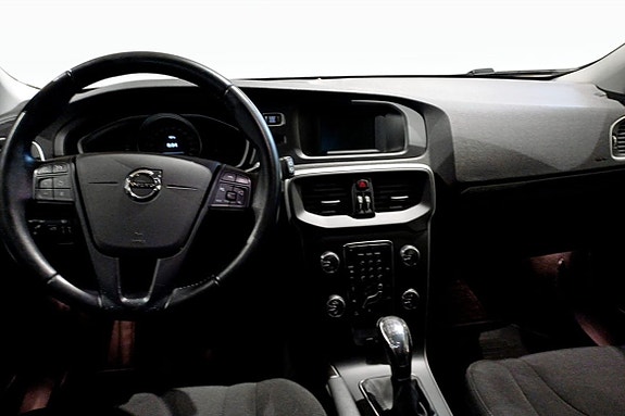 Volvo V40 Cross Country 4 of 5