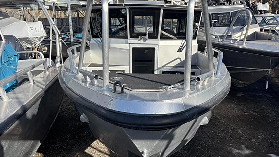 Ockelbo B21 CAB  Mercury F200