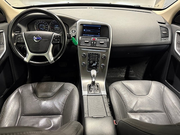 Volvo XC60 16 of 27