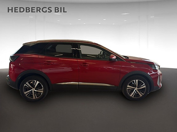 Peugeot 3008 2 of 5