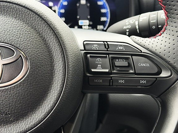 Toyota Yaris Cross 24 of 30