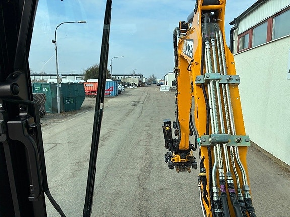 JCB 35 Z 8 of 13