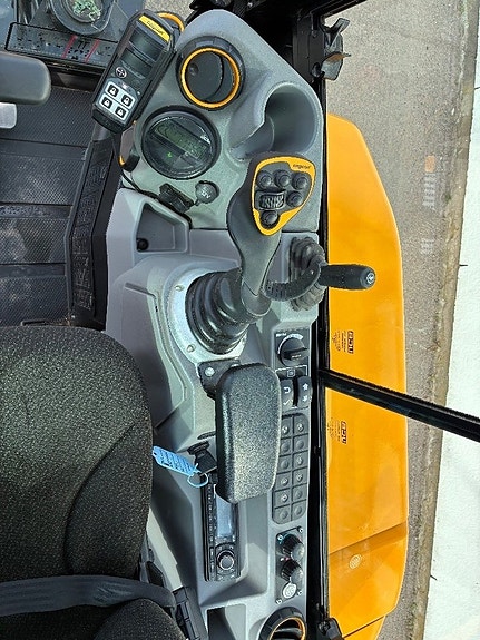 JCB 35 Z 6 of 13