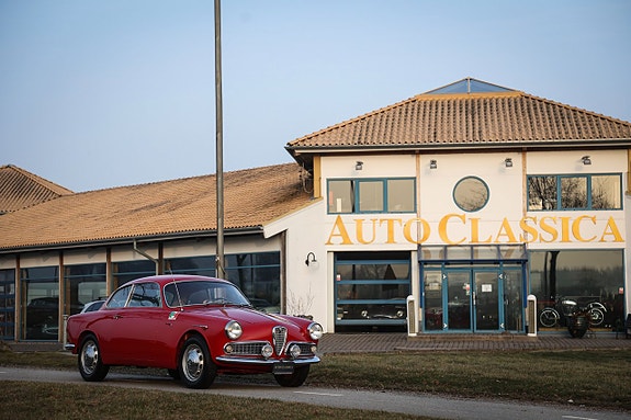 Alfa Romeo Giulietta 3 of 27