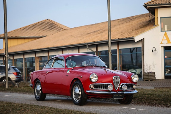 Alfa Romeo Giulietta 4 of 27