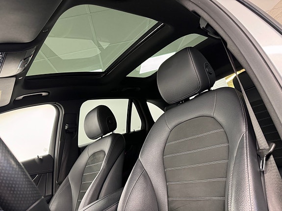 Mercedes-Benz GLC300 d 11 of 17
