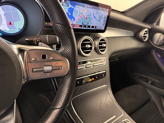 Mercedes-Benz GLC300 d 8 of 17