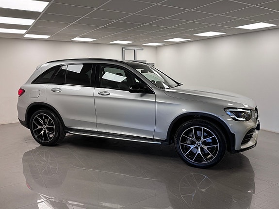 Mercedes-Benz GLC300 d 14 of 17