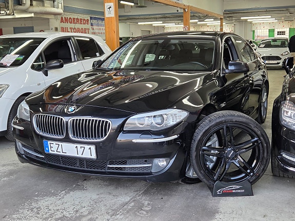 BMW 523i