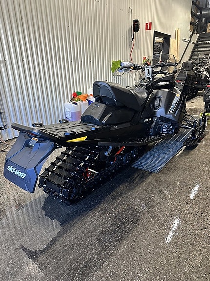 Ski-Doo Renegade XRS 900 ACE Turbo KAMPANJ! 4 of 4