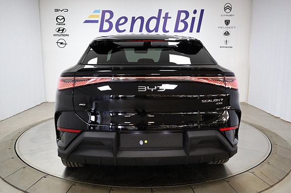 BYD Sealion 7 8 of 27