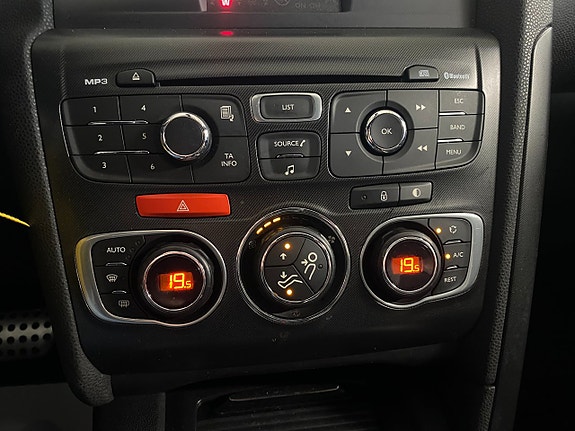 Citroen DS4 11 of 18
