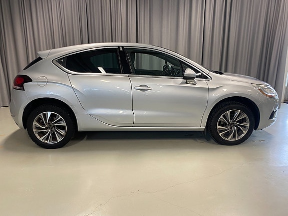 Citroen DS4 3 of 5