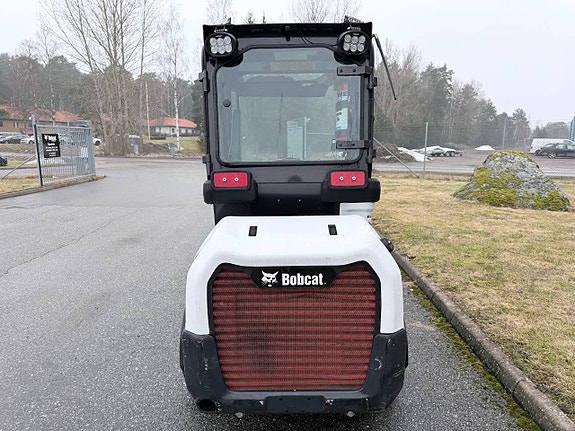 Bobcat L28 4 of 4