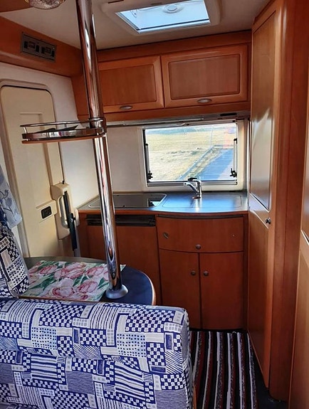 Hymer B544 plats för 6 per hund tillåtet LEDIG 3 of 9