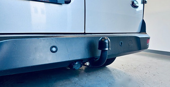 Ford Transit Connect 9 of 28