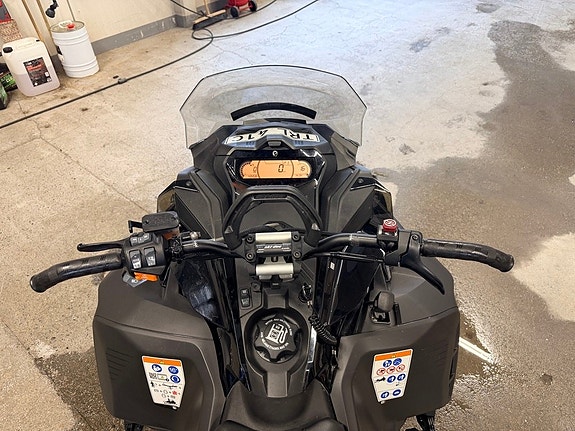 Ski-Doo Expedition 900 Ace Turbo R Luftfjädring 154" 4 of 12