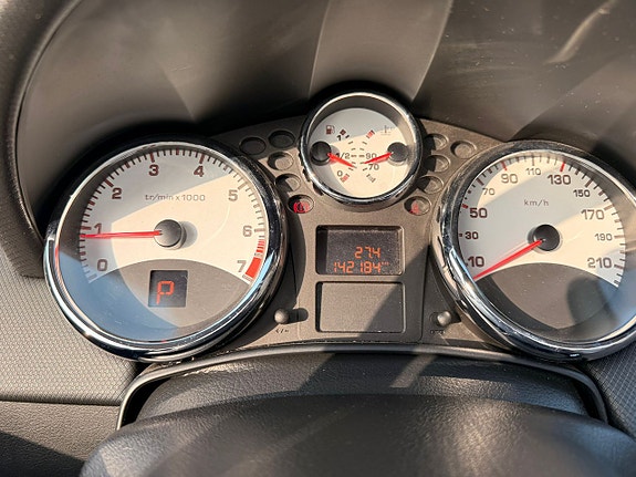 Peugeot 207 CC 19 of 19