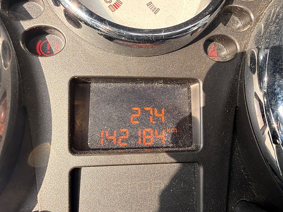 Peugeot 207 CC 17 of 19