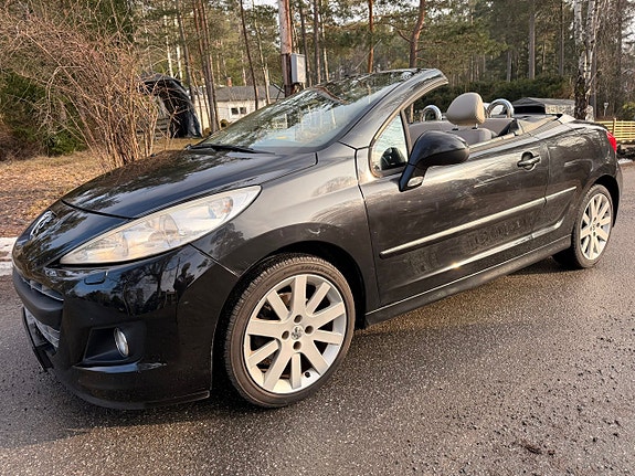 Peugeot 207 CC 10 of 19
