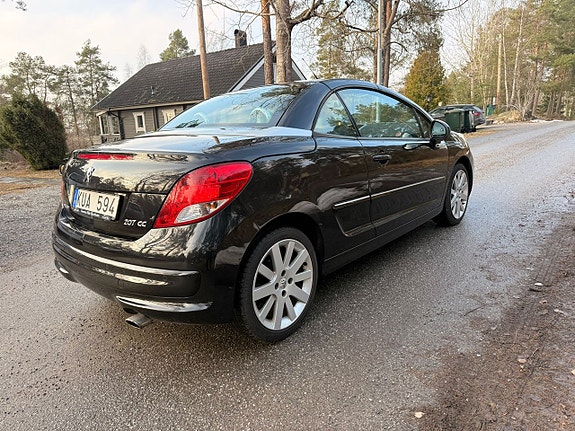 Peugeot 207 CC 4 of 5