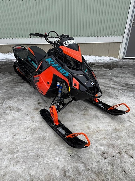 Polaris Khaos 650 146" RMK 2 of 4