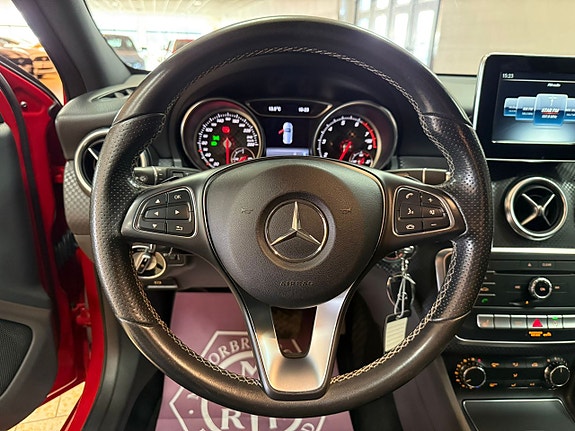 Mercedes-Benz A180 20 of 25