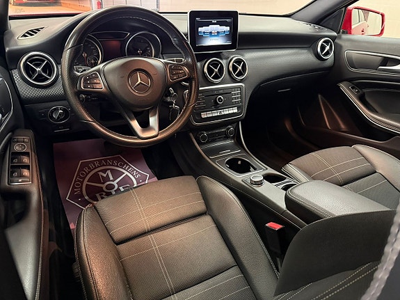 Mercedes-Benz A180 15 of 25