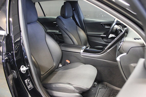 Mercedes-Benz C300 e 9 of 19