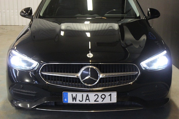 Mercedes-Benz C300 e 8 of 19