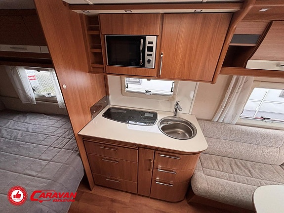 Kabe CLASSIC 470 XL KS* / Markis 8 of 24