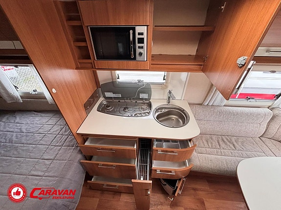 Kabe CLASSIC 470 XL KS* / Markis 9 of 24