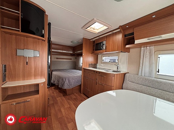 Kabe CLASSIC 470 XL KS* / Markis 7 of 24