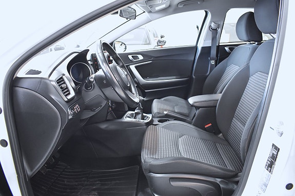 Kia Ceed 9 of 17