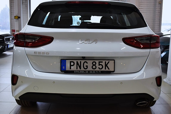 Kia Ceed 4 of 17