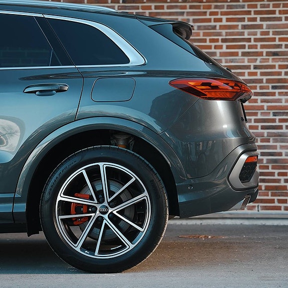 Audi Q5 9 of 12