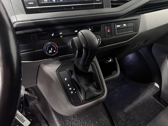 Volkswagen Transporter 25 of 30