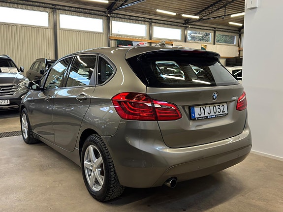 BMW 218 5 of 5