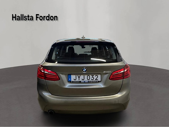 BMW 218 5 of 14