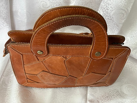 Product image 2 of 11