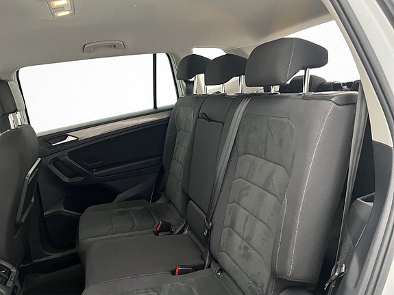 Volkswagen Tiguan Allspace 25 of 30