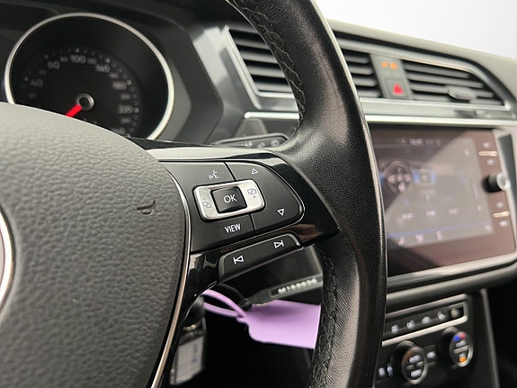Volkswagen Tiguan Allspace 14 of 30