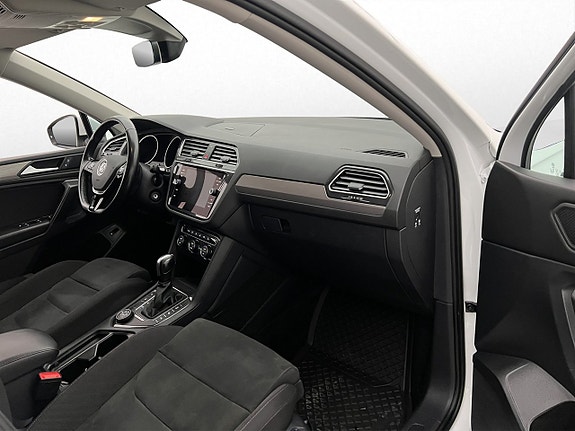 Volkswagen Tiguan Allspace 23 of 30