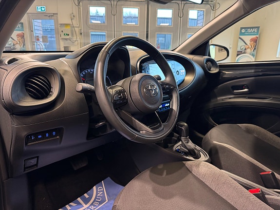 Toyota Aygo X 7 of 24