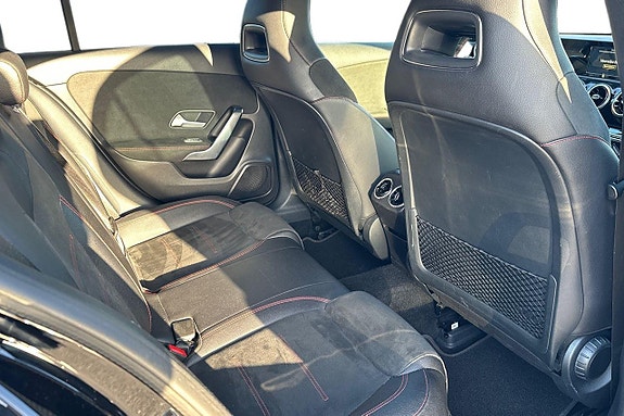 Mercedes-Benz A180 d 21 of 24
