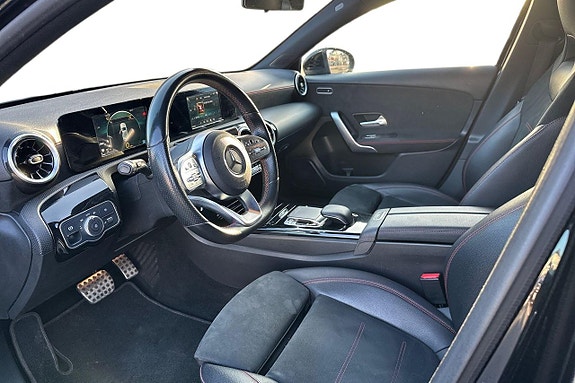 Mercedes-Benz A180 d 13 of 24