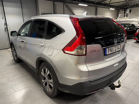 Honda CR-V 5 of 16