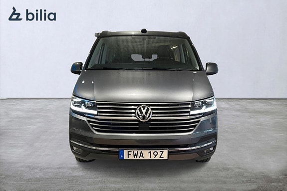 Volkswagen California 2 of 22