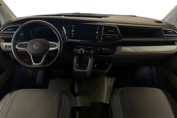Volkswagen California 14 of 22